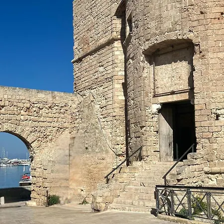 Hotel Seafront In Old Town Monopoli